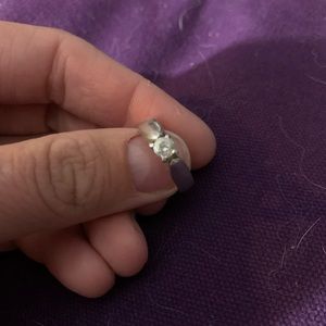 Solitaire ring